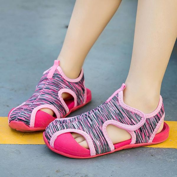 summer kids baby girls boys sandals soft child beach shoes non-slip outdoor sneakers sandals hollow out walking shoes 2020, Black;red
summer kids baby girls boys sandals soft child beach shoes non-slip outdoor sneakers sandals hollow out walking shoes 2020, Black;red