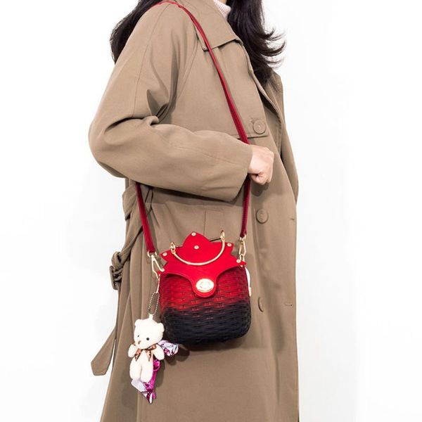 2020 fashion designer color rubber portable rainbow handbag for women summer shopping wallets and travel shoulder bags
2020 fashion designer color rubber portable rainbow handbag for women summer shopping wallets and travel shoulder bags