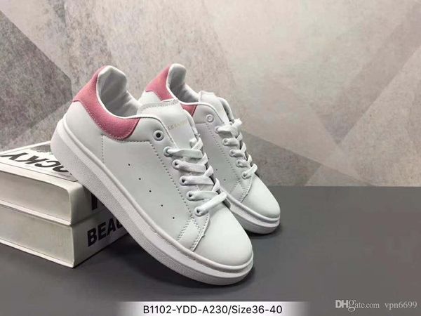 2019 Luxury Designer Mens Women Sneakers Cheap Best Top Quality Fashion White Leather Platform Shoes Flat Casual Party Wedding Shoes
2019 Luxury Designer Mens Women Sneakers Cheap Best Top Quality Fashion White Leather Platform Shoes Flat Casual Party Wedding Shoes