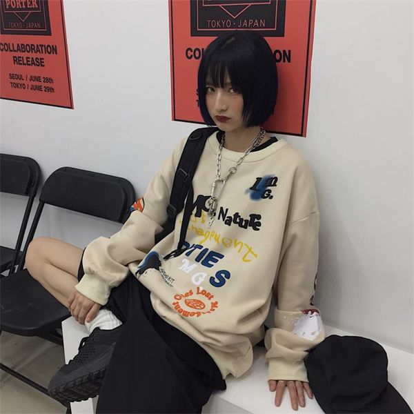 graffiti printed loose round neck sweatshirt, Black
graffiti printed loose round neck sweatshirt, Black