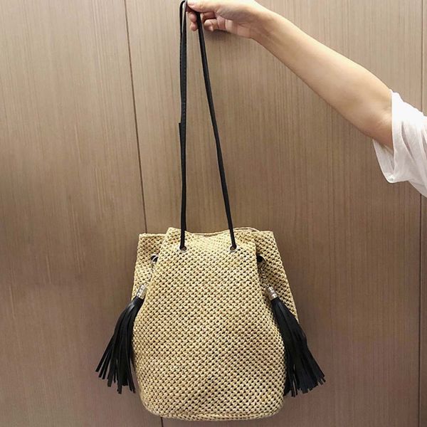 women's fashion tassel handbag crossbody bag solid color small round bag ladies outdoor large capacity shoulder bucket bags
women's fashion tassel handbag crossbody bag solid color small round bag ladies outdoor large capacity shoulder bucket bags