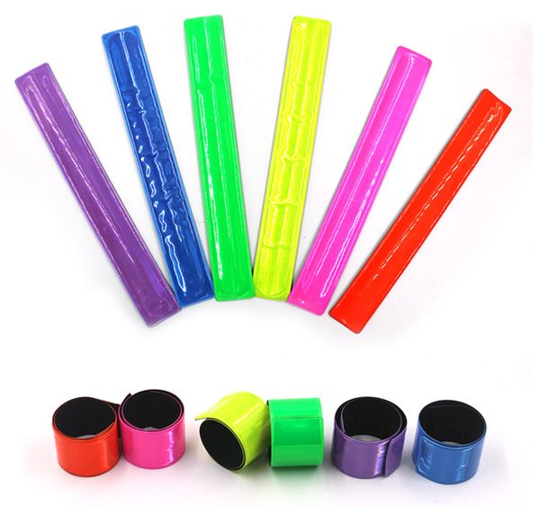 new arrival reflective bracelet slap snap pvc wristband for night riding kids party supplies jewelry, Red;brown
new arrival reflective bracelet slap snap pvc wristband for night riding kids party supplies jewelry, Red;brown