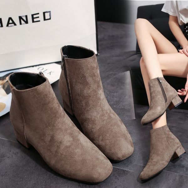 fall 2018 new medium heel rough heel simple korean version suede womens shoes short boots martin boots fashionable womens boots, Black
fall 2018 new medium heel rough heel simple korean version suede womens shoes short boots martin boots fashionable womens boots, Black