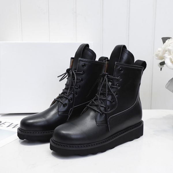 air transport shipping size 35-40 women's black white martin boots fashion with plus velvet high heel women's shoes
air transport shipping size 35-40 women's black white martin boots fashion with plus velvet high heel women's shoes