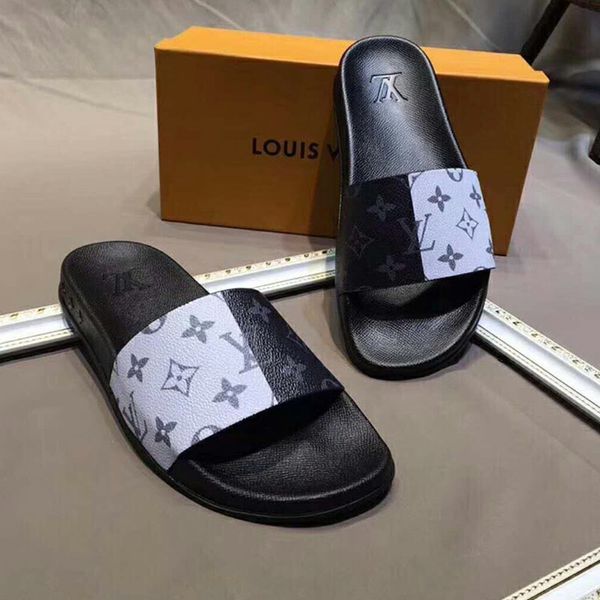 luxury fashion designer slippers non-slip summer fashion wide bottom flat slippers thick bottom sandals and slippers size 35-46 1026, Black
luxury fashion designer slippers non-slip summer fashion wide bottom flat slippers thick bottom sandals and slippers size 35-46 1026, Black