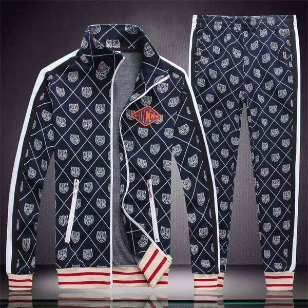 2019 new men's full zip sweatshirts suits sports suit men hoodies jackets coat mens medusa sportswear sweatshirt tracksuit jacket 2, Gray
2019 new men's full zip sweatshirts suits sports suit men hoodies jackets coat mens medusa sportswear sweatshirt tracksuit jacket 2, Gray