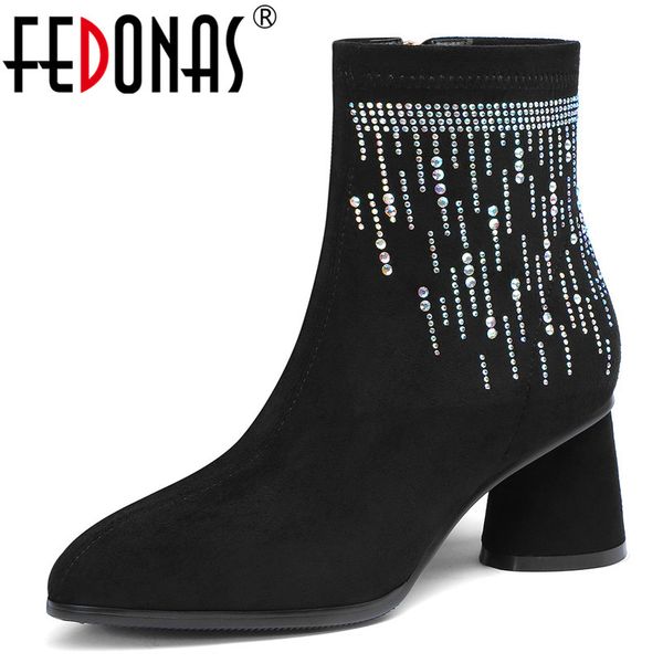 fedonas 2020 autumn winter blingbling crystal kid suede women ankle boots side zipper high heels short boots prom shoes woman, Black
fedonas 2020 autumn winter blingbling crystal kid suede women ankle boots side zipper high heels short boots prom shoes woman, Black