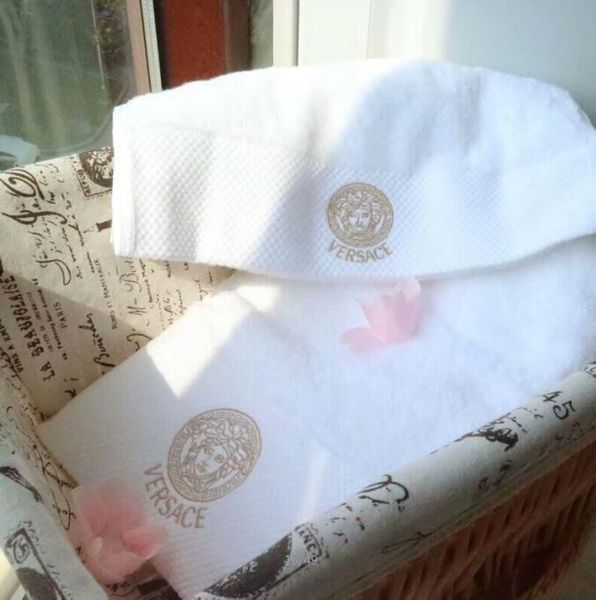 new two pcs sets of embroidered towel children clothing fashion comfort plush cotton towel two-piece simple white towel
new two pcs sets of embroidered towel children clothing fashion comfort plush cotton towel two-piece simple white towel