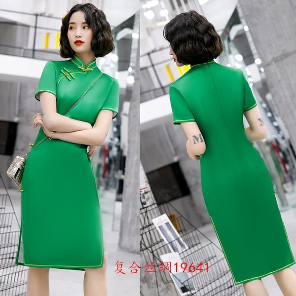 solid color short sleeve vintage cheongsam chinese women satin qipao oversize 4xl evening gown mandarin collar dress, Red
solid color short sleeve vintage cheongsam chinese women satin qipao oversize 4xl evening gown mandarin collar dress, Red