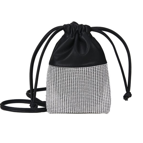 new korean version of the wild bucket bag king bag flash diamond shoulder diagonal with a female
new korean version of the wild bucket bag king bag flash diamond shoulder diagonal with a female