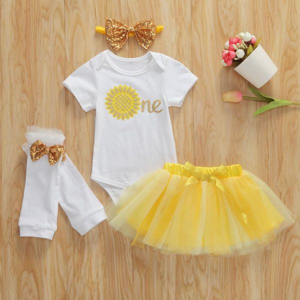 4pcs/set my 1st baby girls outfit short sleeve sunflower letter romper lace tutu skirt socks bow headband summer set, White
4pcs/set my 1st baby girls outfit short sleeve sunflower letter romper lace tutu skirt socks bow headband summer set, White