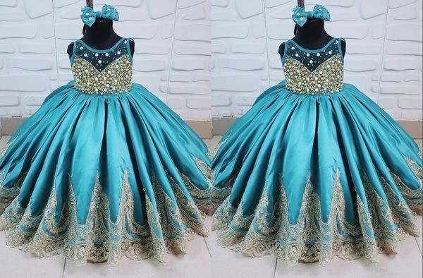 gorgeous gold embellished pearls girls pageant dresses sheer neck teal satin ball gown ruched applique kids infants first communion dress, White;red
gorgeous gold embellished pearls girls pageant dresses sheer neck teal satin ball gown ruched applique kids infants first communion dress, White;red