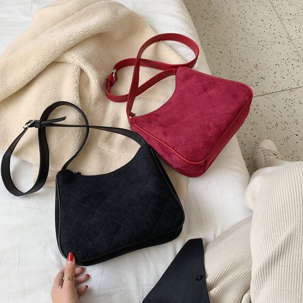 retro scrub soft leather small messenger bag for women winter vintage solid color crossbody shoulder bag female handbags
retro scrub soft leather small messenger bag for women winter vintage solid color crossbody shoulder bag female handbags