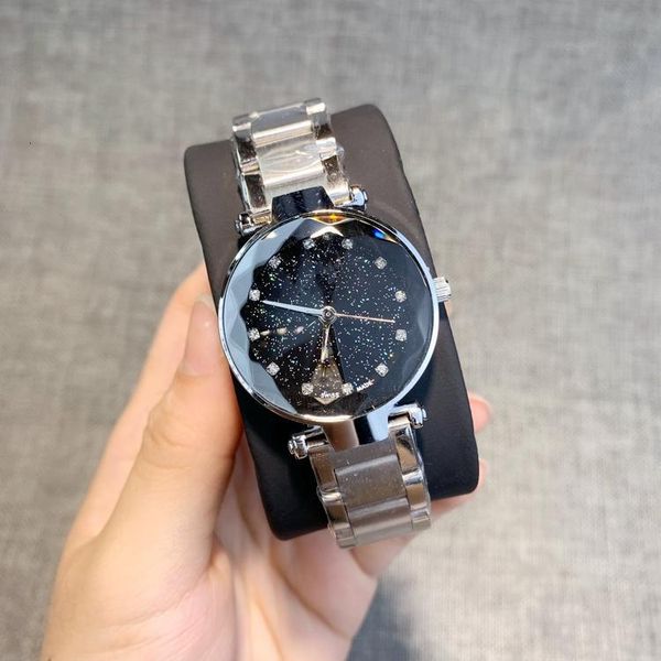 2020 fashion women watch rose gold /silver /black stainless steel luxury watch lady wristwatch popular models with diamond, Slivery;brown
2020 fashion women watch rose gold /silver /black stainless steel luxury watch lady wristwatch popular models with diamond, Slivery;brown