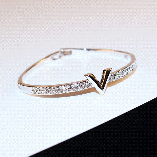 SUPIN V Letter Design Best Zircon Rose Gold And White Simple Jewelry Bracelets & Bangle For Women And Girls
SUPIN V Letter Design Best Zircon Rose Gold And White Simple Jewelry Bracelets & Bangle For Women And Girls
