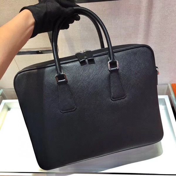 new men's briefcase high-end custom quality high-capacity handbag stylish business casual style silver metal accessories with detachabl
new men's briefcase high-end custom quality high-capacity handbag stylish business casual style silver metal accessories with detachabl