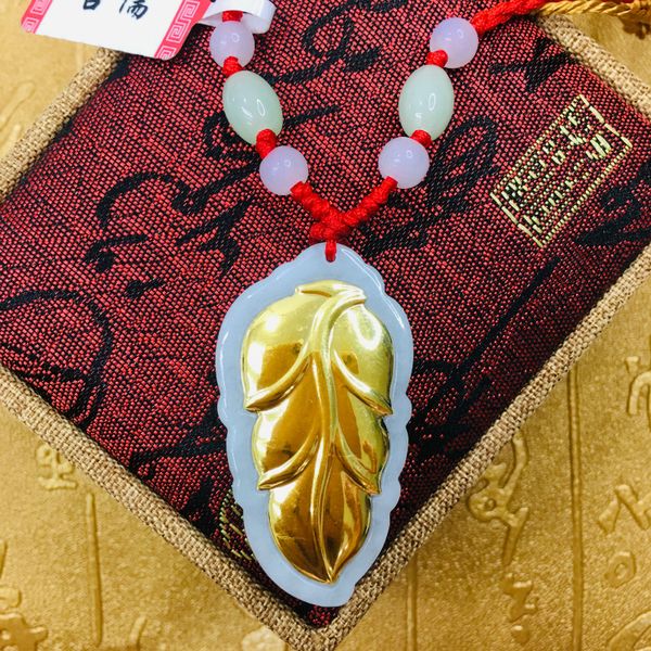 send a certificate large section of natural burmese jade jade inlaid 24k gold gold leaf pendant with handmade necklace, Silver
send a certificate large section of natural burmese jade jade inlaid 24k gold gold leaf pendant with handmade necklace, Silver