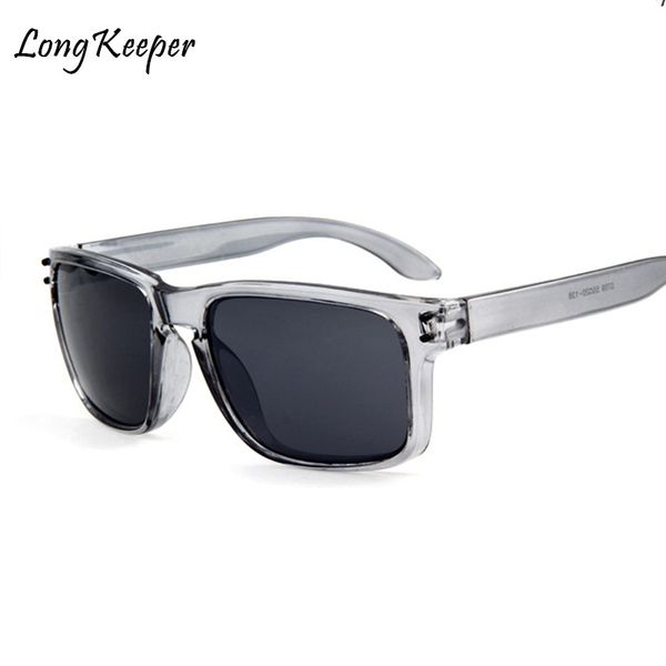 2018 classic sunglasses men sport sunglasses men driving mirrors coating points black grey frame eyewear male glasses uv400, White;black
2018 classic sunglasses men sport sunglasses men driving mirrors coating points black grey frame eyewear male glasses uv400, White;black