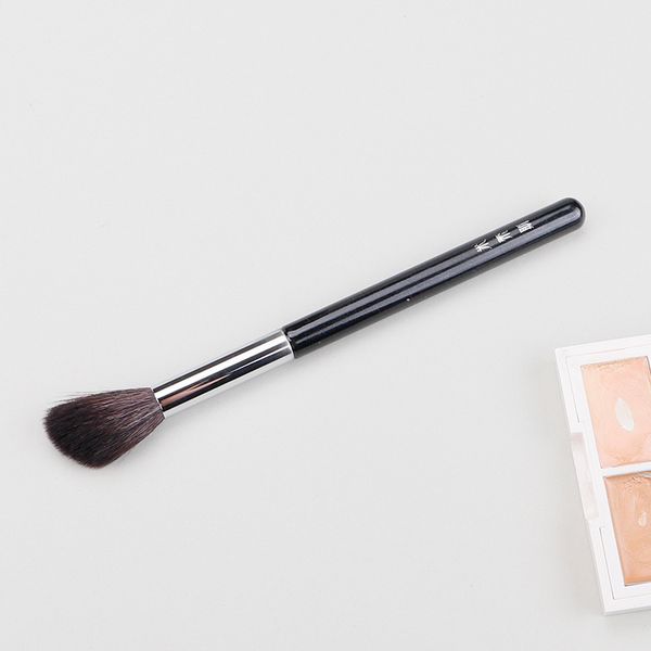 1pcs facial makeup brushes repair foundation brushes art scrubs basic makeup tools maquiagem
1pcs facial makeup brushes repair foundation brushes art scrubs basic makeup tools maquiagem