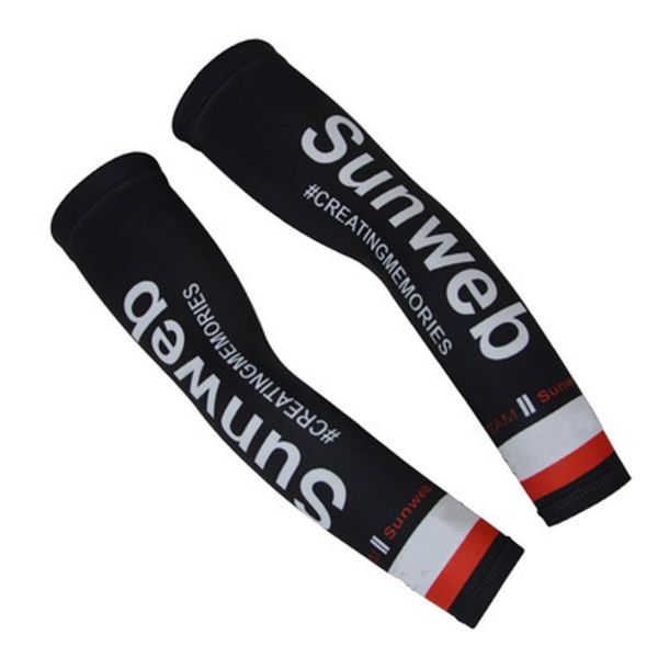 2016 lycra pro team sunweb cycling armwarmers cycling armsleeves quick-dry sleeves arm sunscreen protector cuff, Black;gray
2016 lycra pro team sunweb cycling armwarmers cycling armsleeves quick-dry sleeves arm sunscreen protector cuff, Black;gray