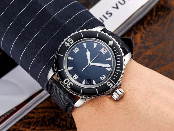 men watches 821a automatic movement leather band sapphire crystal men waterproof wristwatches, Slivery;brown
men watches 821a automatic movement leather band sapphire crystal men waterproof wristwatches, Slivery;brown