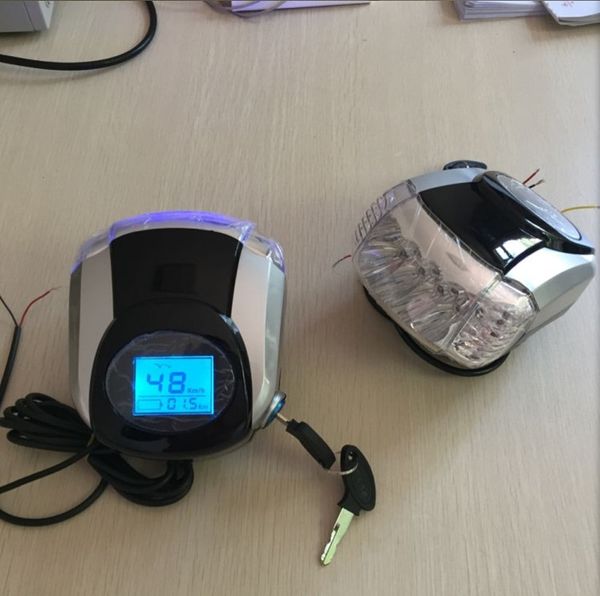 frontlight 48v60v with lcd display+bluetooth for electric bike scooter tricycle lamp with battery level/light/speed indicator
frontlight 48v60v with lcd display+bluetooth for electric bike scooter tricycle lamp with battery level/light/speed indicator