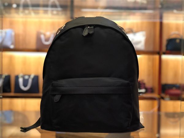 100599leather classic fashion handbag card bag zero wallet men's and women's backpacks single shoulder bag
100599leather classic fashion handbag card bag zero wallet men's and women's backpacks single shoulder bag