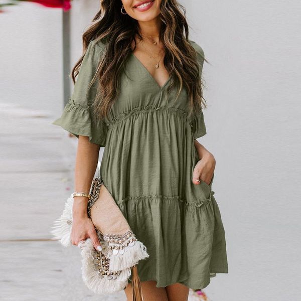 2020 summer women deep v dress loose plus size women clothes back hollow solid knee-length party dress, White;black
2020 summer women deep v dress loose plus size women clothes back hollow solid knee-length party dress, White;black