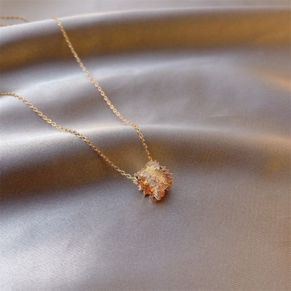 korean temperament light luxury starry sky rhinestones circle necklace simple fashion women girl jewelry accessories, Golden;silver
korean temperament light luxury starry sky rhinestones circle necklace simple fashion women girl jewelry accessories, Golden;silver