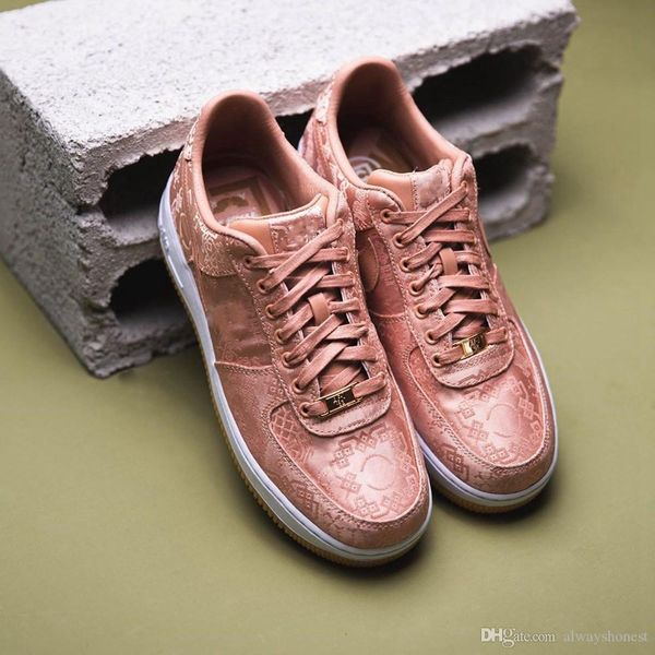 2020 chaussures clot x royale pink silk design forced 1 low premium blue black red running shoes women mens trainers snakers sports eur36-45
2020 chaussures clot x royale pink silk design forced 1 low premium blue black red running shoes women mens trainers snakers sports eur36-45