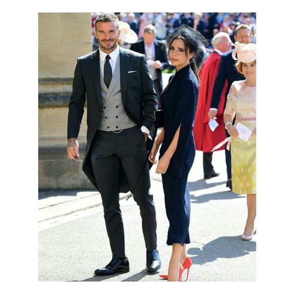 black groom tuxedos 2019 peaked lapel man blazer mens wedding suits (jacket+pants+vest+tie) special celebration wear, Black;gray
black groom tuxedos 2019 peaked lapel man blazer mens wedding suits (jacket+pants+vest+tie) special celebration wear, Black;gray