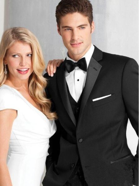 black wedding men suits 4 pieces (jacket+pants+vest+bow tie) groom tuxedos for wedding evening party 2 button blazer custom made, Black;gray
black wedding men suits 4 pieces (jacket+pants+vest+bow tie) groom tuxedos for wedding evening party 2 button blazer custom made, Black;gray