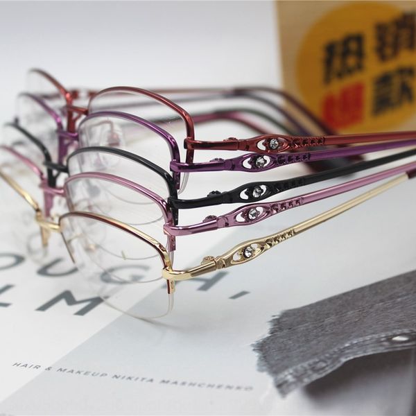 business titanium alloy women's metal glasses women's half full frame metal glasses frame, Silver
business titanium alloy women's metal glasses women's half full frame metal glasses frame, Silver