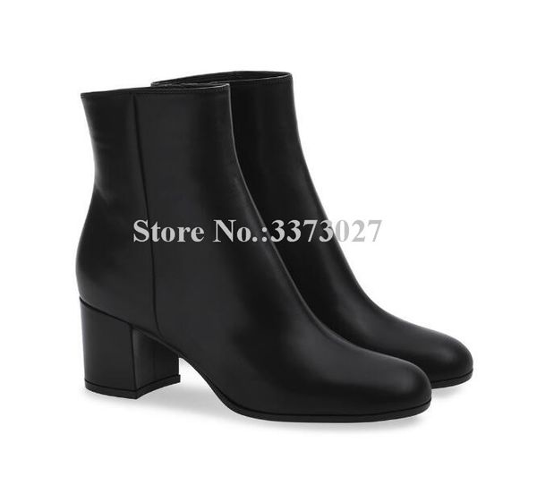 new black leather chunky heel woman short boots fashion mid-heel round toe ankle boots street style large size
new black leather chunky heel woman short boots fashion mid-heel round toe ankle boots street style large size