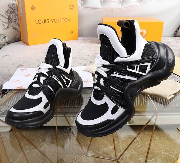 luxury fashiondesigner style women's men's casual sports basketball shoes triple air cushion platform vintage men's shoes wom
luxury fashiondesigner style women's men's casual sports basketball shoes triple air cushion platform vintage men's shoes wom
