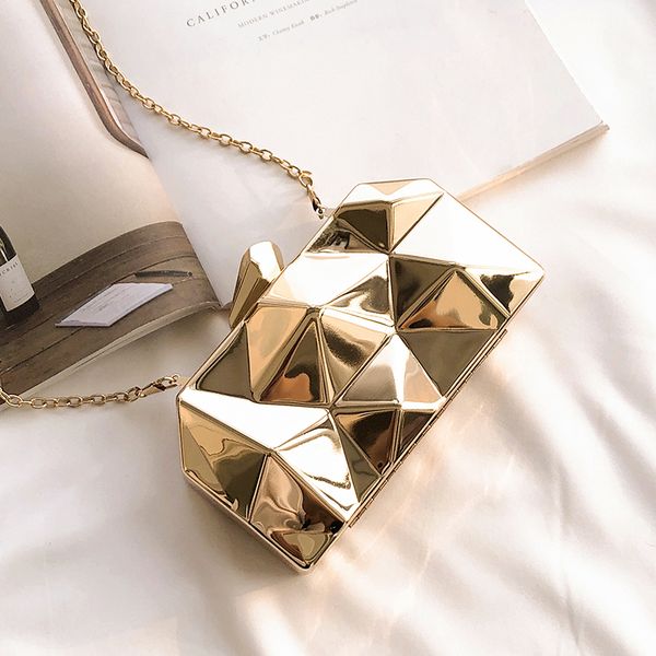 summer small bag female designer 2019 new hand bag metal cross joker chain chain hand bill shoulder bag
summer small bag female designer 2019 new hand bag metal cross joker chain chain hand bill shoulder bag
