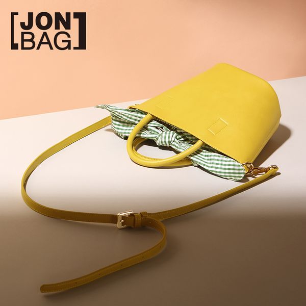 jianbaige small bag new autumn tide korean version chi hundred take a single shoulder slant slant carry the handbag ins buc
jianbaige small bag new autumn tide korean version chi hundred take a single shoulder slant slant carry the handbag ins buc