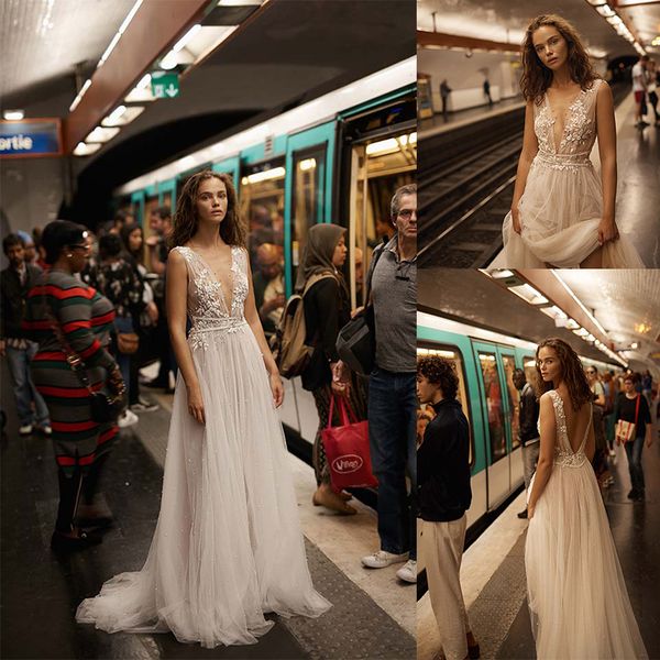 bohemian lia martinez a line wedding dresses spaghetti sleeveless applique pearls tulle wedding gowns sweep train robe de mariée, White
bohemian lia martinez a line wedding dresses spaghetti sleeveless applique pearls tulle wedding gowns sweep train robe de mariée, White