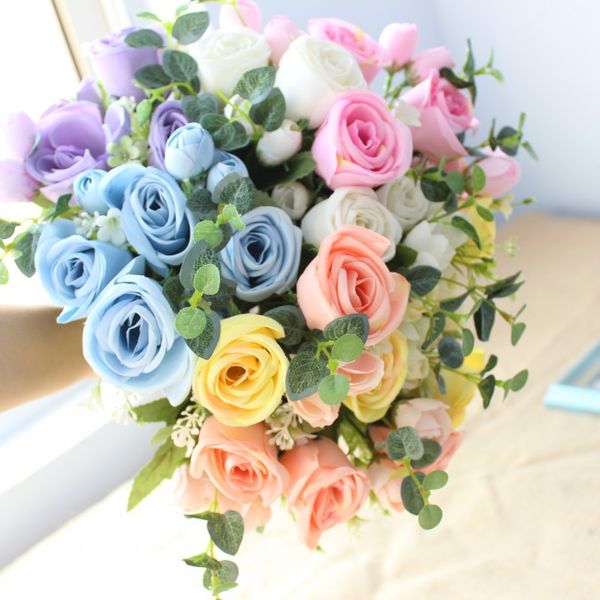 7 forks/bouquet eucalyptus leaves roses bract artificial flower silk rose diy wedding home christmas decor flowers rose gift
7 forks/bouquet eucalyptus leaves roses bract artificial flower silk rose diy wedding home christmas decor flowers rose gift