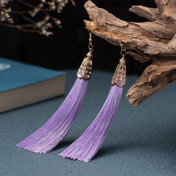 2019 fashion borlas earings pendientes largos bohemia blanco rojo seda tela gota pendientes de borla para mujer modern jewelry, Golden;silver
2019 fashion borlas earings pendientes largos bohemia blanco rojo seda tela gota pendientes de borla para mujer modern jewelry, Golden;silver