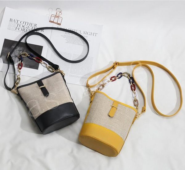 новые искусственная кожа сумки на ремне для женщин груди пакет мода цветные металлические цепи сумки дизайнеры леди tote crossbody messenger
новые искусственная кожа сумки на ремне для женщин груди пакет мода цветные металлические цепи сумки дизайнеры леди tote crossbody messenger