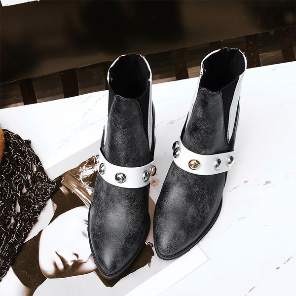lzj new women boots 2019 autumn high heels women ankle shoes size 35-40 spring black boots fashion rivet motorcycle 35-43
lzj new women boots 2019 autumn high heels women ankle shoes size 35-40 spring black boots fashion rivet motorcycle 35-43