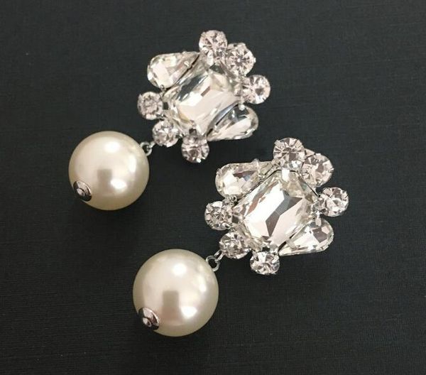 luxury shining cz diamond same designer earrings for women party wedding jewelry stud earrings with crystal pearl stone fashion accessories, Golden
luxury shining cz diamond same designer earrings for women party wedding jewelry stud earrings with crystal pearl stone fashion accessories, Golden