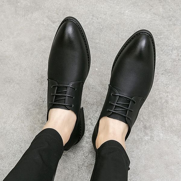 men's black genuine leather shoes men fashion casual shoes lace-up style solid wild men's embroidered hair stylist
men's black genuine leather shoes men fashion casual shoes lace-up style solid wild men's embroidered hair stylist
