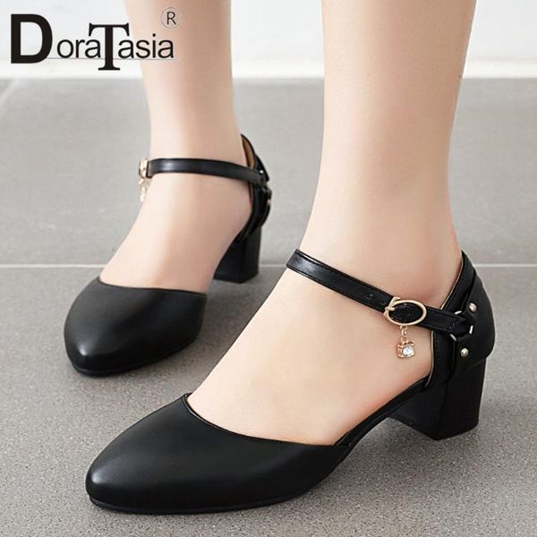 doratasia sweet girl summer sandals крышки пятки consise мода сандалии женщин остроконечные toe твердая высокий каблук кристалл обувь женщин, Black
doratasia sweet girl summer sandals крышки пятки consise мода сандалии женщин остроконечные toe твердая высокий каблук кристалл обувь женщин, Black