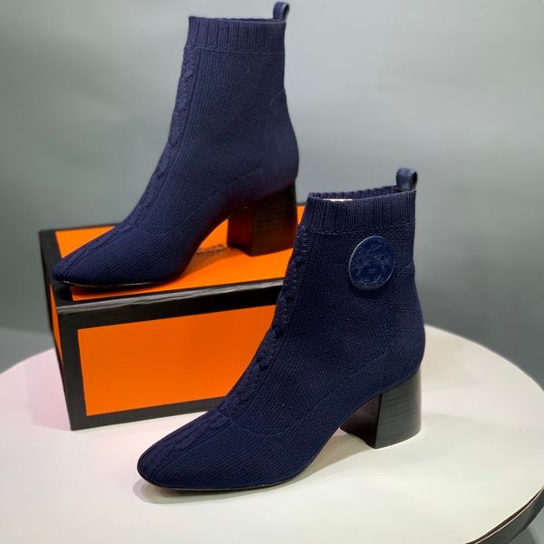 2019 autumn and winter models women's short boots women's head knitting thick with sleeves with elastic knit short boots women
2019 autumn and winter models women's short boots women's head knitting thick with sleeves with elastic knit short boots women