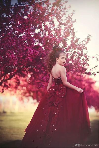 2019 princess burgundy girls pageant dresses strapless beaded pearls bow knot floor length formal dress flower girl' communion dresses, White;blue
2019 princess burgundy girls pageant dresses strapless beaded pearls bow knot floor length formal dress flower girl' communion dresses, White;blue