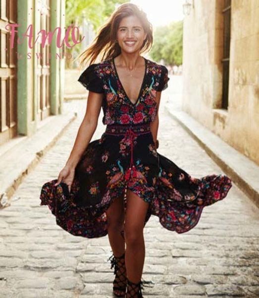 2020 женские сексуальные v образным вырезом длинные boho макси вечернее платье шифон платье цветочные холтер летние пляжные платья, Black;gray
2020 женские сексуальные v образным вырезом длинные boho макси вечернее платье шифон платье цветочные холтер летние пляжные платья, Black;gray