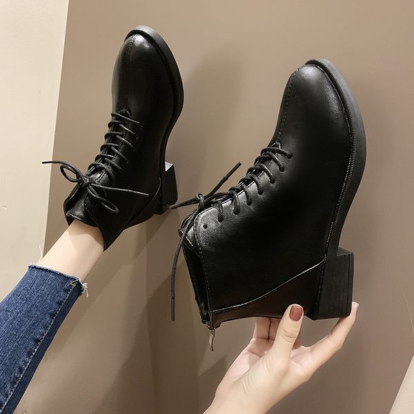 women winter boots genuine leather brand classic luxury british lace-up ladies black beige martin boots casual shoes 
women winter boots genuine leather brand classic luxury british lace-up ladies black beige martin boots casual shoes