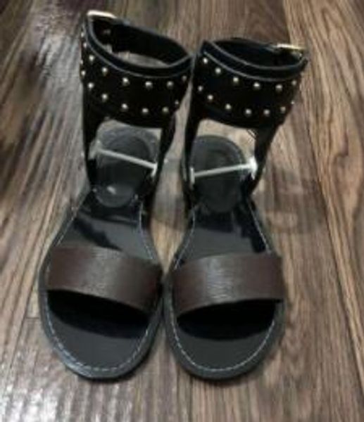 2019 summer luxury ladies canvas gladiator style flats shoes black golden studs women's nomad sandal party fashion ladies shoes
2019 summer luxury ladies canvas gladiator style flats shoes black golden studs women's nomad sandal party fashion ladies shoes